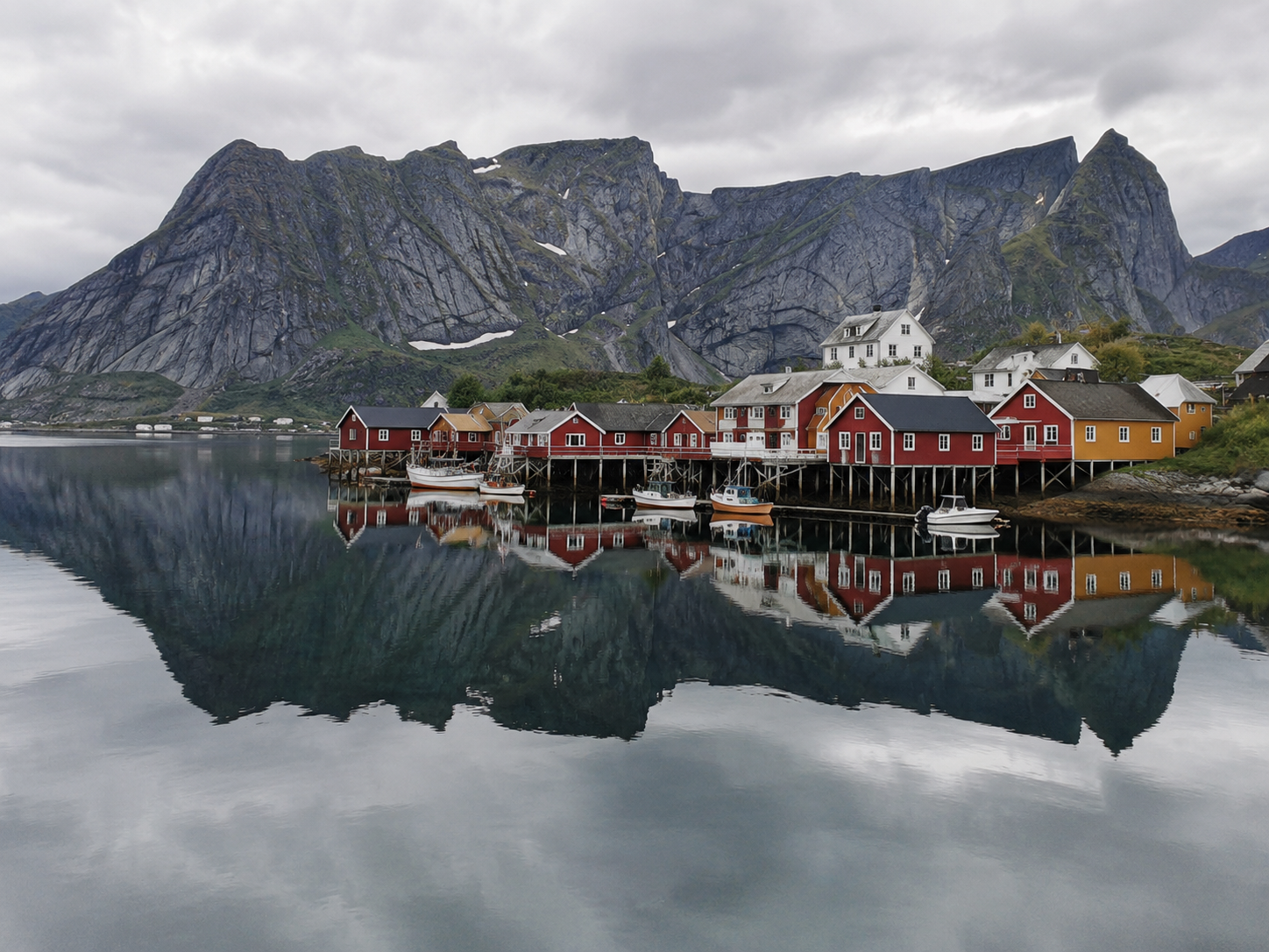 Henningsvær, Reine og Å i Lofoten