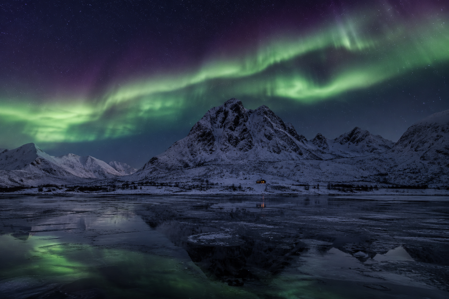 Lofoten vinter og nordlys